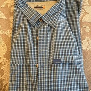 XL new and never worn. G.H. Bass & Co. Blue Plaid Men's shortsleeved Shirt